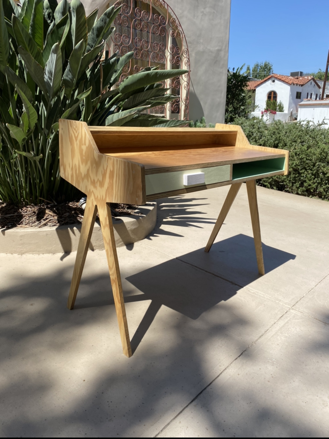 Dowel Desk